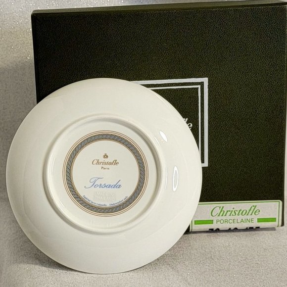 NWT CHRISTOFLE Paris Pair of "Torsada" Pattern Porcelain Small Bowls NIB - Picture 8 of 9